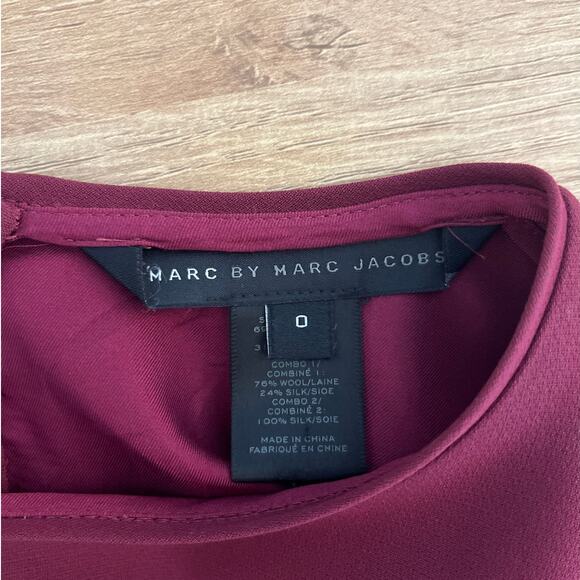 Marc by Marc Jacobs Applique Short Sleeve Blouse Dark Cherry Sz 0 Designer Flaw - Picture 4 of 8
